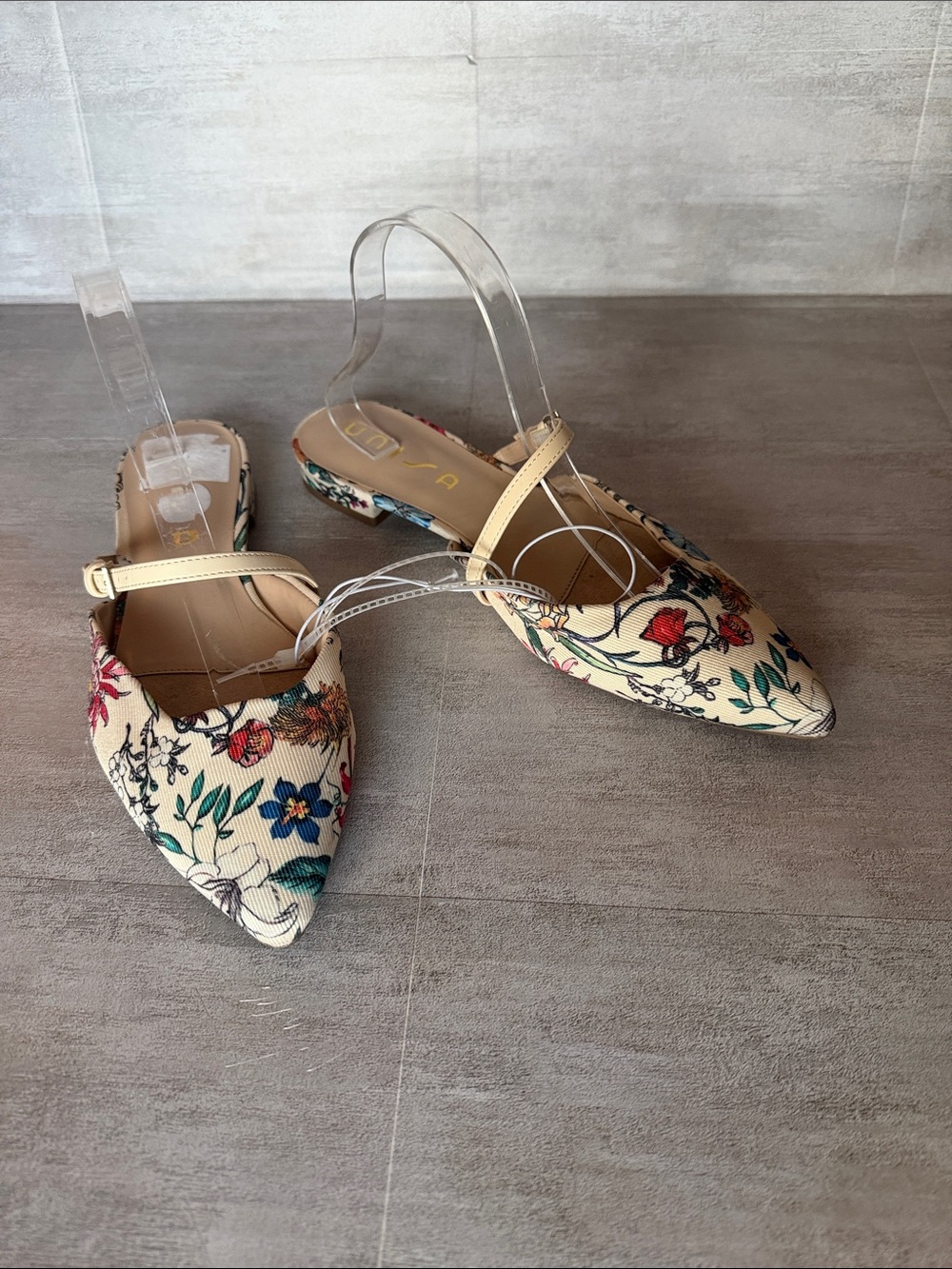 Unisa Floral Pointed mule Flats in Cream with Multicolor Bloom